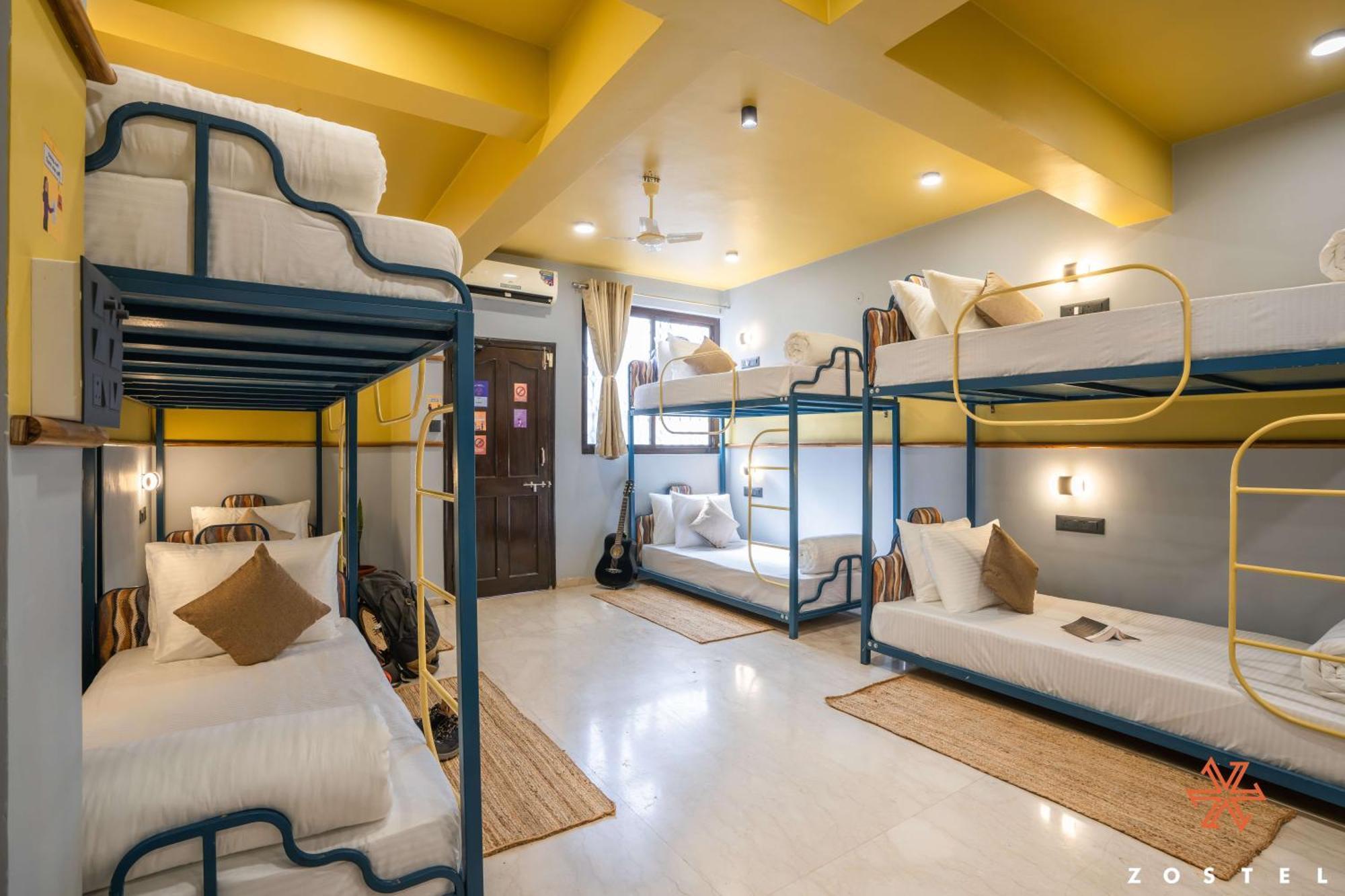 Bed in 10-Bed Mixed Dormitory Room